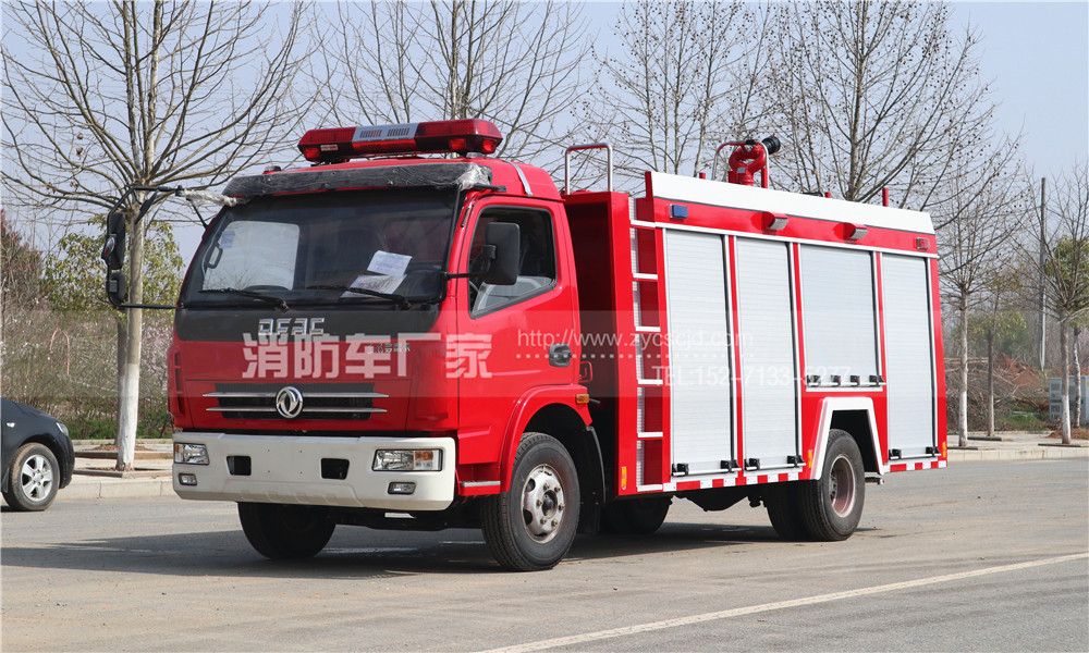 東風(fēng)多利卡單排座消防車(chē)高清圖片